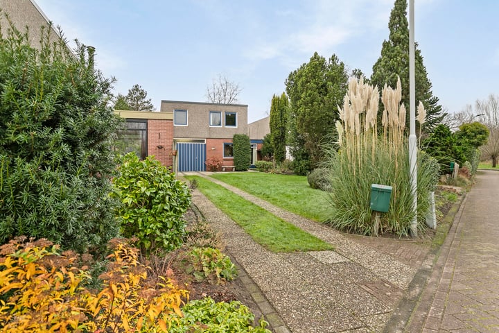 Hooglandswyk 137 in Drachten foto