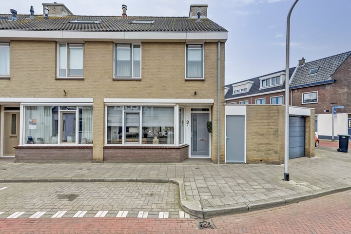 Hoogstraat 9 in Katwijk foto