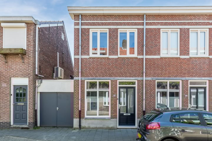 Hoogvensestraat 122a in Tilburg foto
