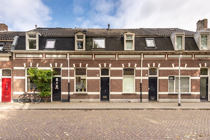 Hoogvensestraat 169 in Tilburg foto