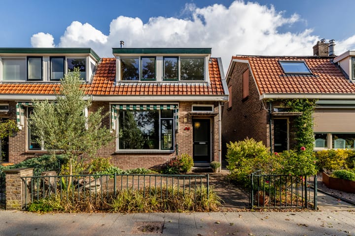Foto van woning Hoogvlietsekerkweg 64, Hoogvliet Rotterdam