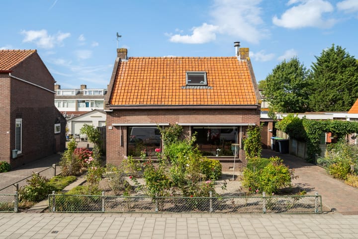 Hoogwerfsingel 31 in Spijkenisse foto