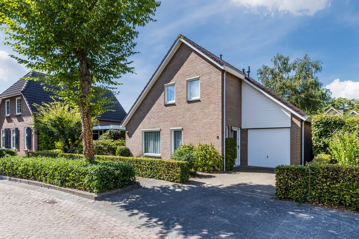 Hooiakker 3 in Rijen foto