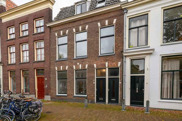 Hooigracht 65 in Leiden foto