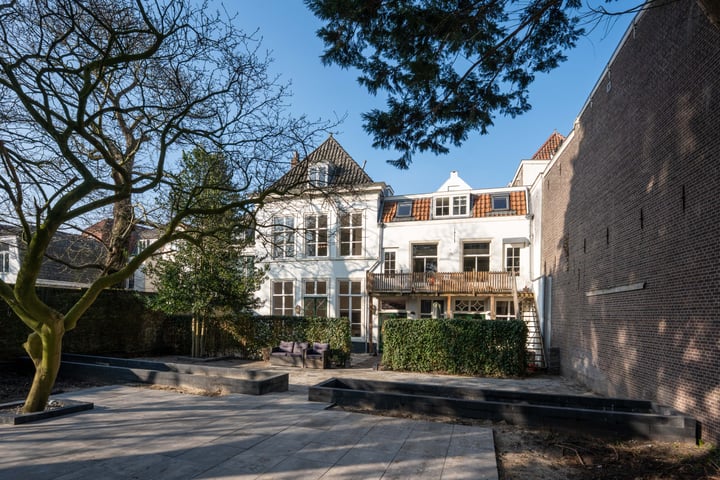 Hooigracht 67F in Leiden foto