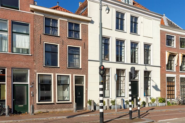 Hooigracht 90 in Leiden foto