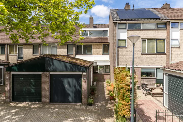 Hooiland 11 in Schiedam foto