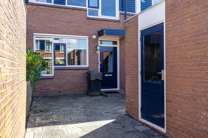 Hooiven 49 in Delfzijl foto