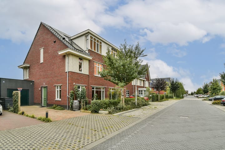 Hooizolder 24 in Gouda foto
