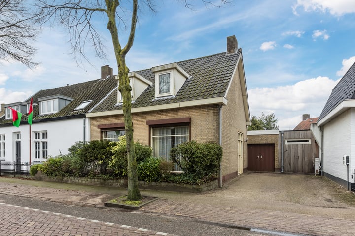 Hoolstraat 79 in Teteringen foto