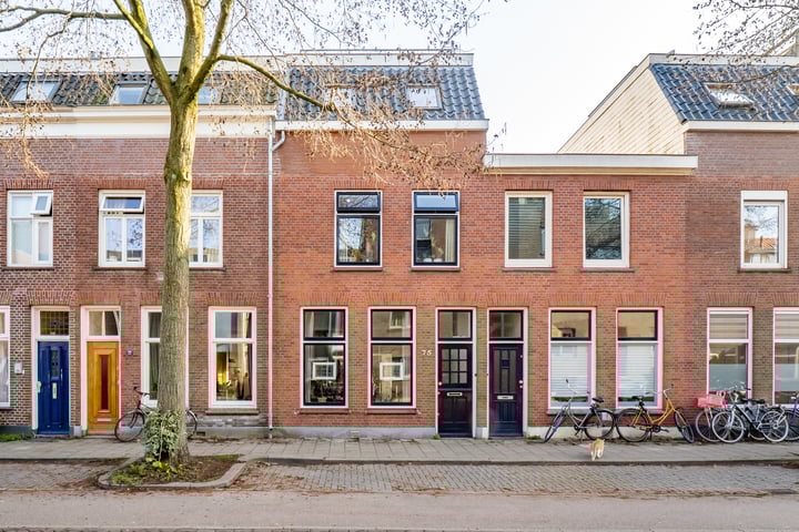 Hopakker 75 in Utrecht foto