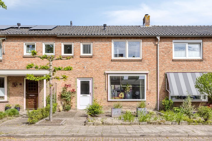 Hopmanstraat 33 in Denekamp foto