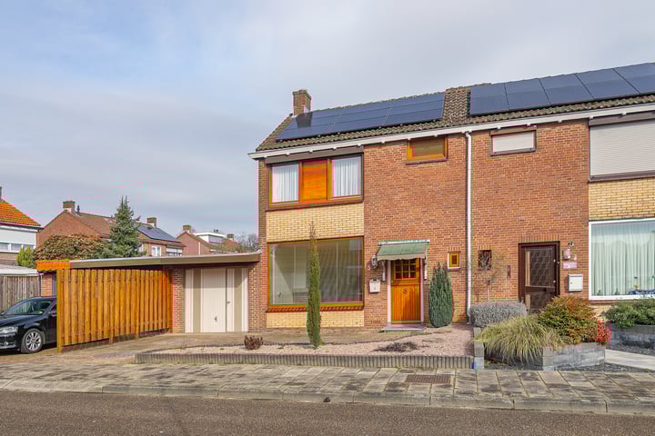 Hoppenkampstraat 3 in Stein foto