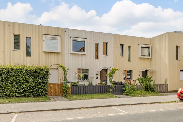 Horsweg 43 in Hoogvliet Rotterdam