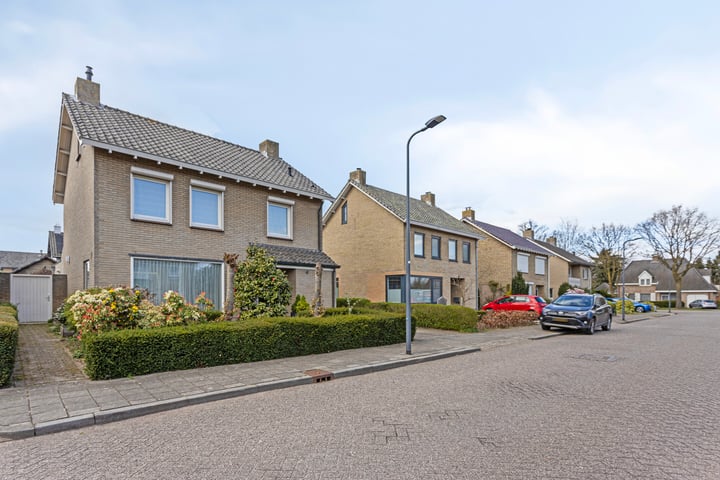 Hortensiastraat 4 in Rosmalen foto