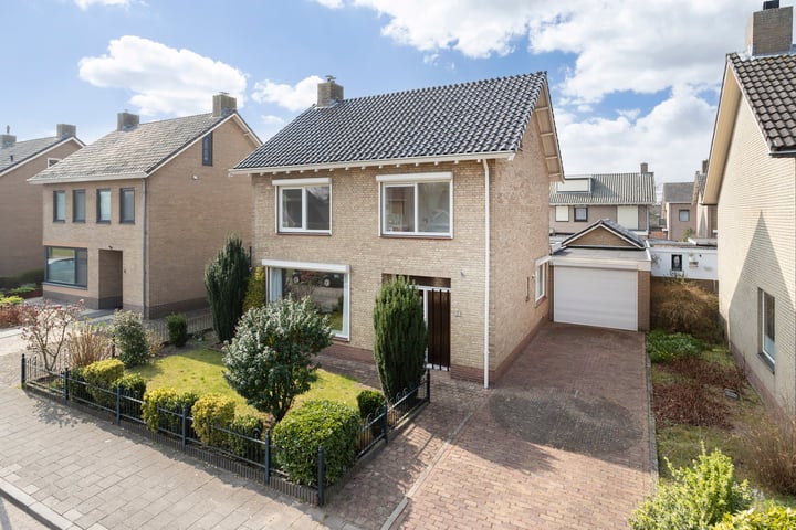 Hortensiastraat 8 in Rosmalen foto