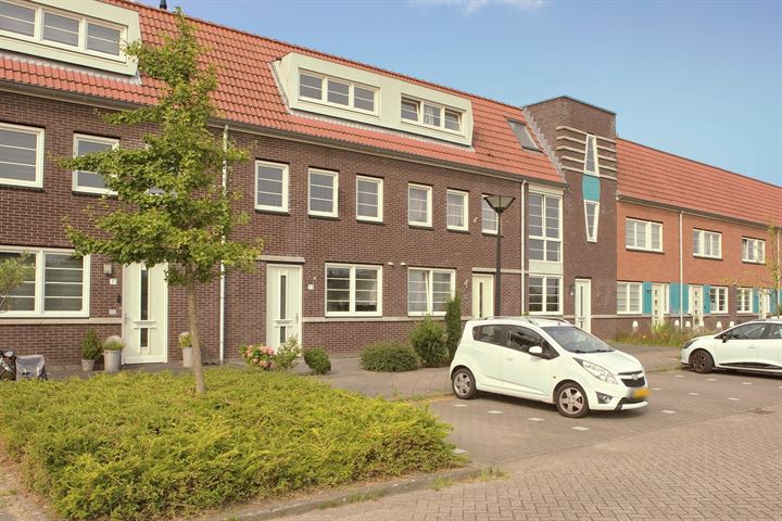 Houten Baak 33 in Maassluis foto