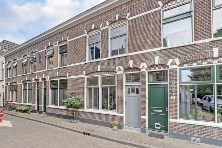 Houtenstraat 11 in Gouda foto