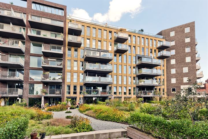 Houthavenkade 62 in Amsterdam foto