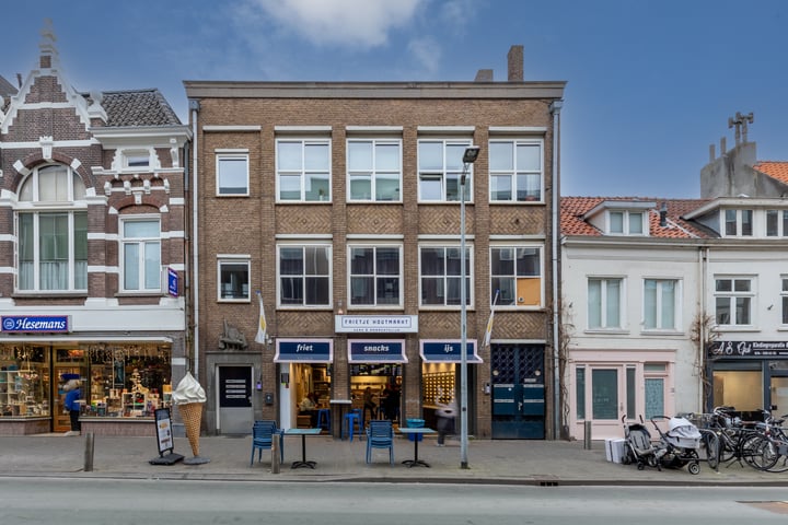 Houtmarkt 9H in Breda foto