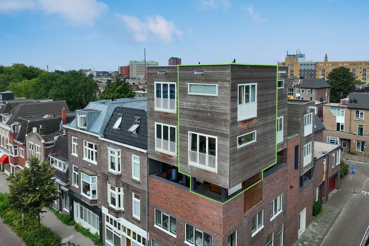 Hovenstraat 23c in Groningen foto