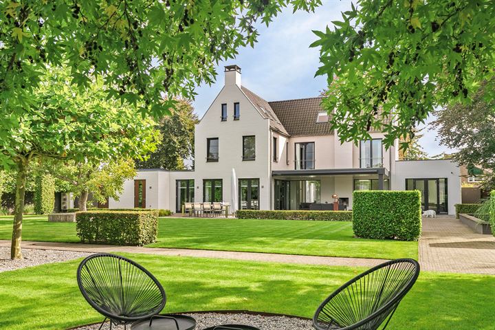 Hufkesstraat 2 in Budel foto