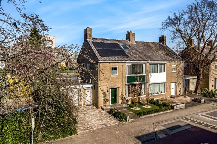 Hugo de Grootlaan 5 in Uithoorn