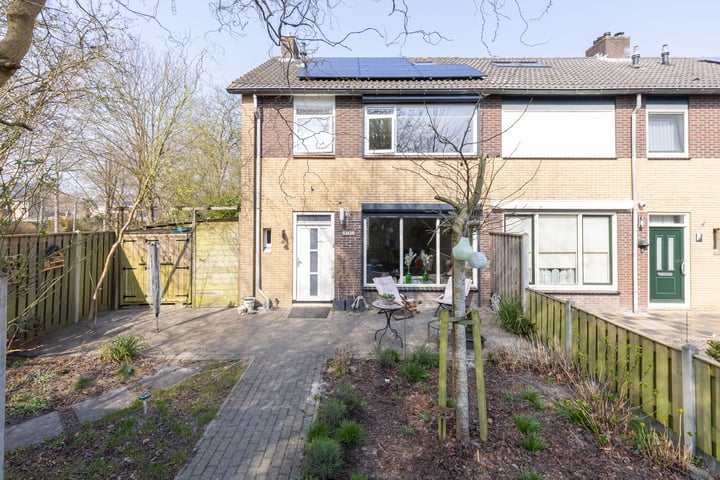 Hugo de Grootsingel 70 in Bovenkarspel foto