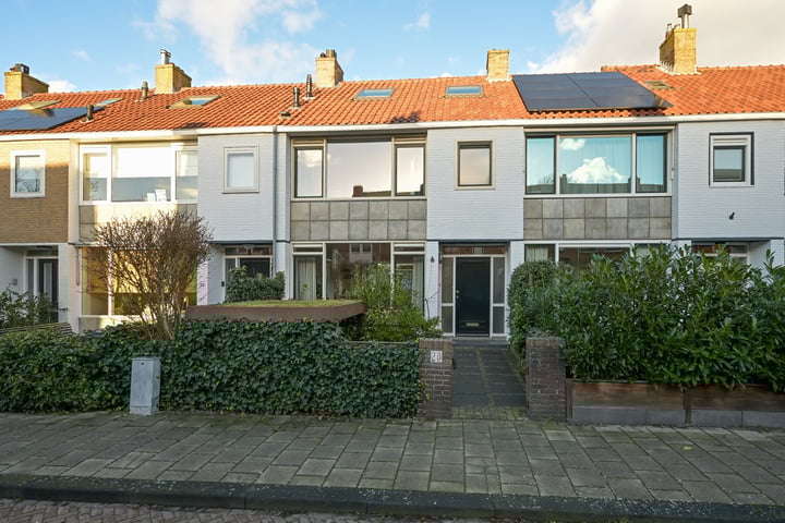 Hugo de Grootstraat 20 in Wassenaar foto