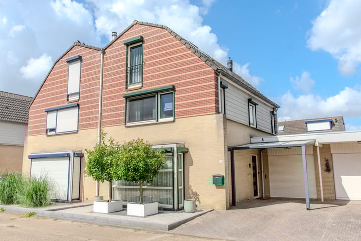 Hugo de Grootstraat 21 in Hoogerheide