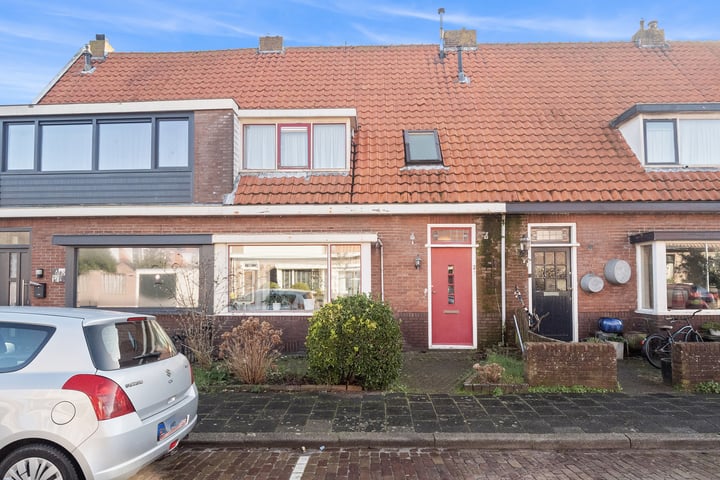 Hugo de Grootstraat 3 in Den Helder foto