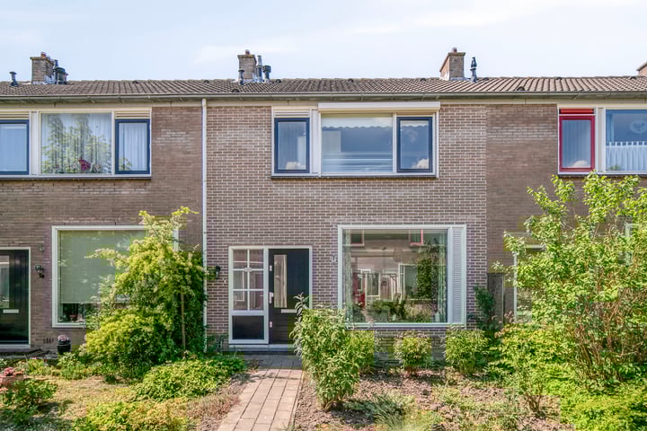 Hugo de Grootstraat 39 in Kruiningen foto