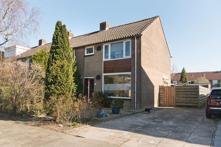 Hugo de Vriesstraat 92 in Aalsmeer foto