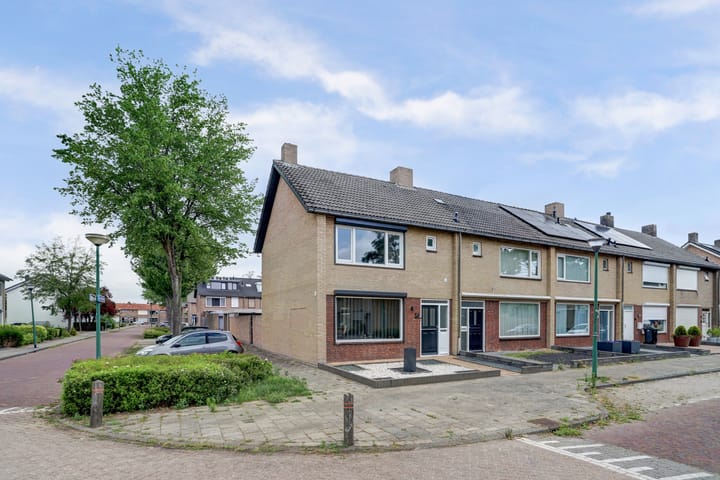 Hugo van der Goesstraat 16 in Kaatsheuvel foto