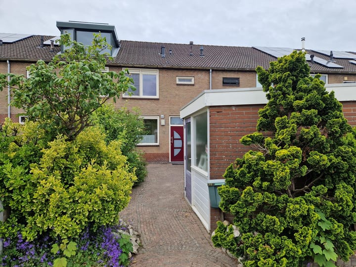 Foto van woning Hugo van Voorneweg 72, Heenvliet