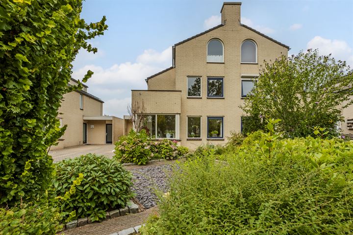Huisingehof 36 in Assen foto