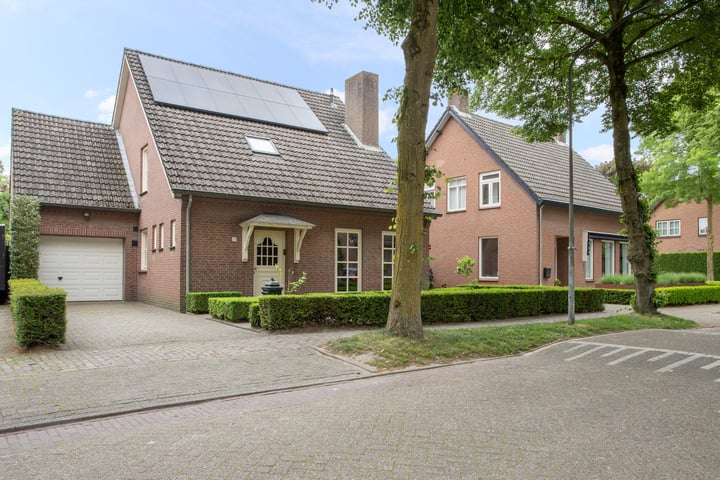 Hulsbossen 20 in Hooge Mierde foto