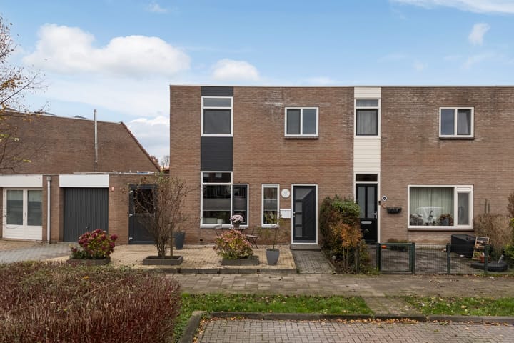 Foto van woning Humaldastate 12, Leeuwarden