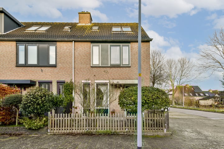 Hunzebos 24 in Hoofddorp foto