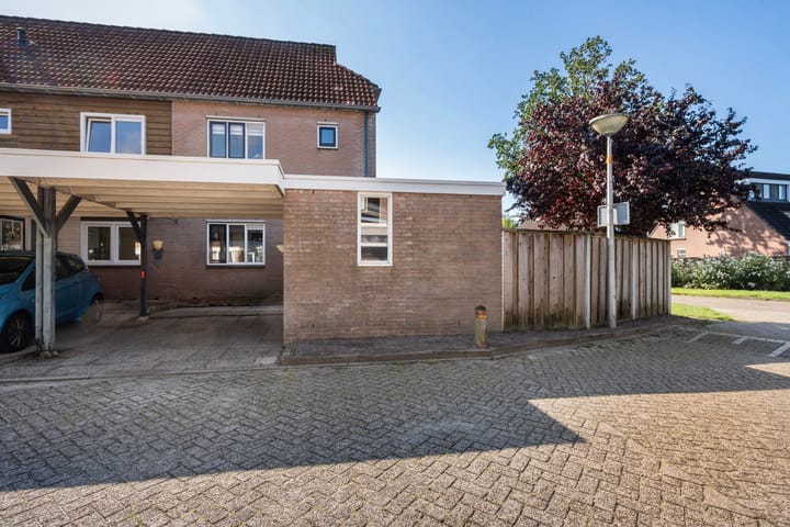 Huttensmidhoek 2 in Enschede foto