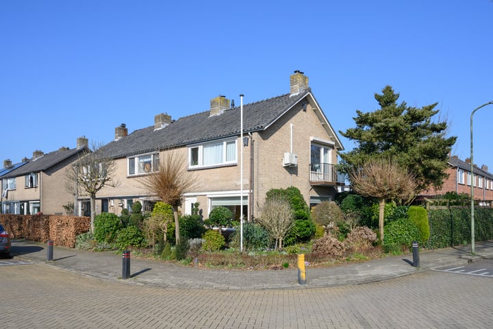 Huygenslaan 62 in Eerbeek foto