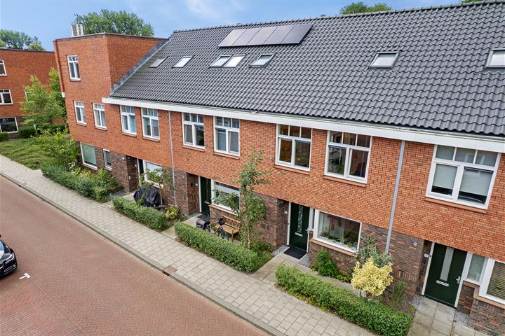 Hyacinthstraat 228 in Groningen foto