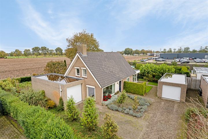 Iepelaar 8 in Someren foto
