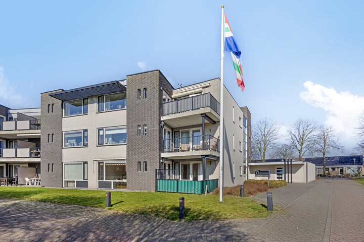 Iepenlaan 1 in Nieuwe Pekela