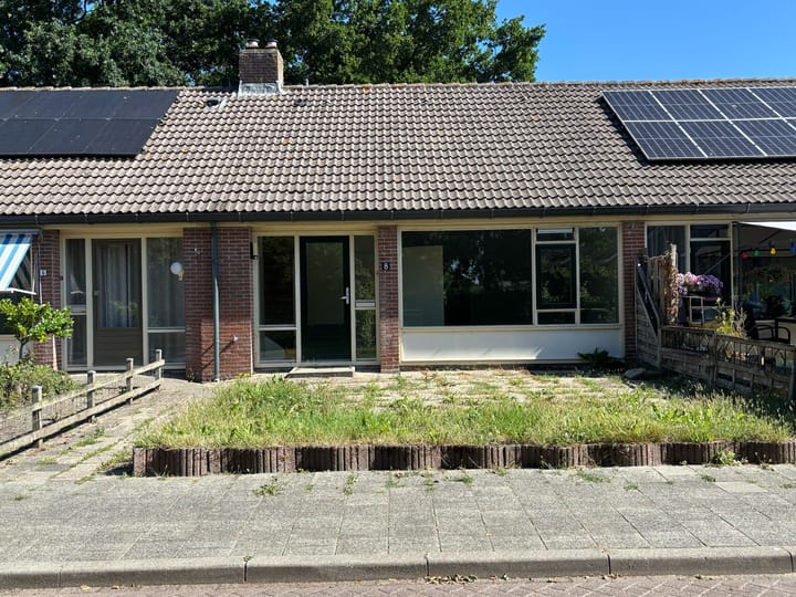 Iepenlaan 8 in Wieringerwaard