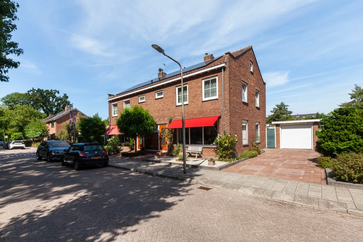 Ieplaan 21 in Alblasserdam foto