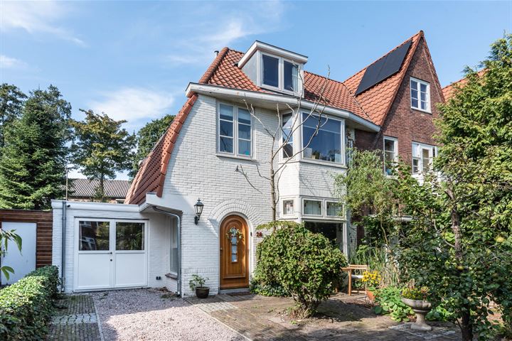 Ign. Bispincklaan 28 in Bloemendaal foto