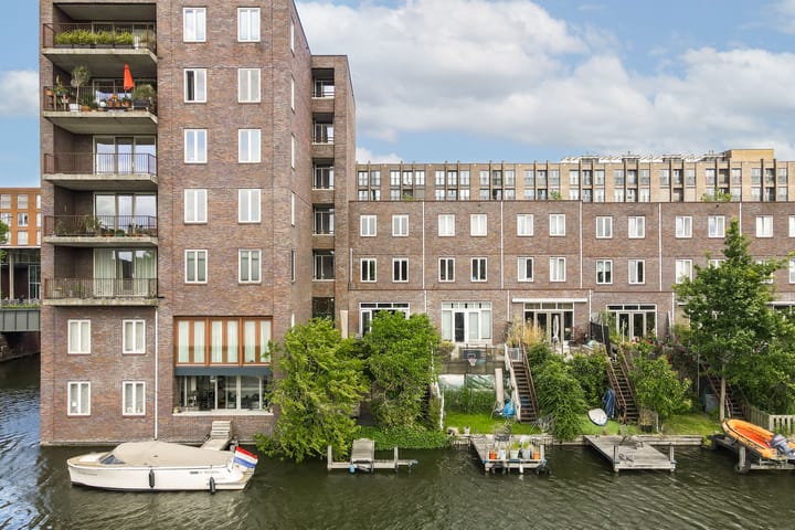 IJburglaan 1526 in Amsterdam foto
