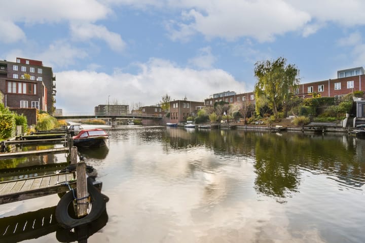 IJburglaan 1530 in Amsterdam