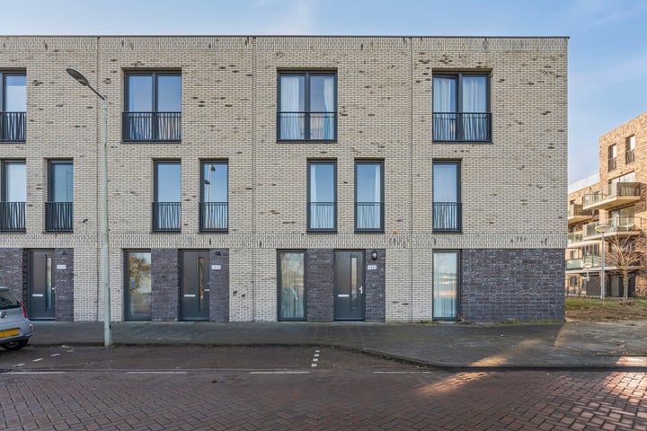 IJdoornlaan 1441 in Amsterdam foto